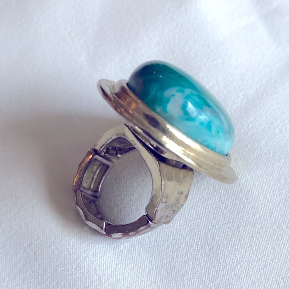 Green Turquoise Stretch Ring - Picture 5 of 12